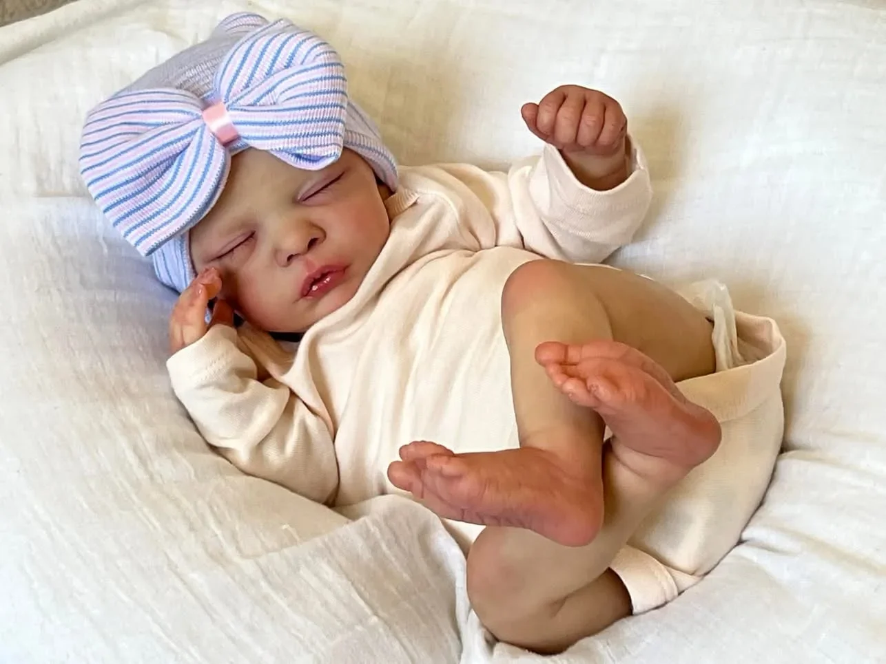 45cm ロミー リボーンドール 完成品 睡眠状態の赤ちゃん - Baby Products Drawing のレビューと価格